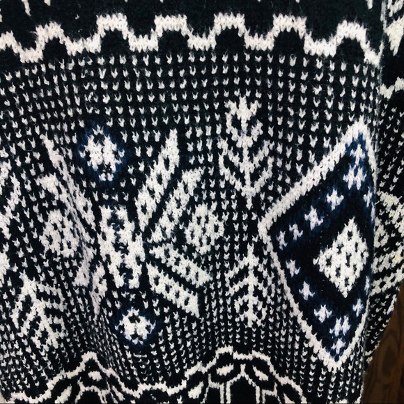 American eagle fringe black Open cardigan sweater - Picture 4 of 7